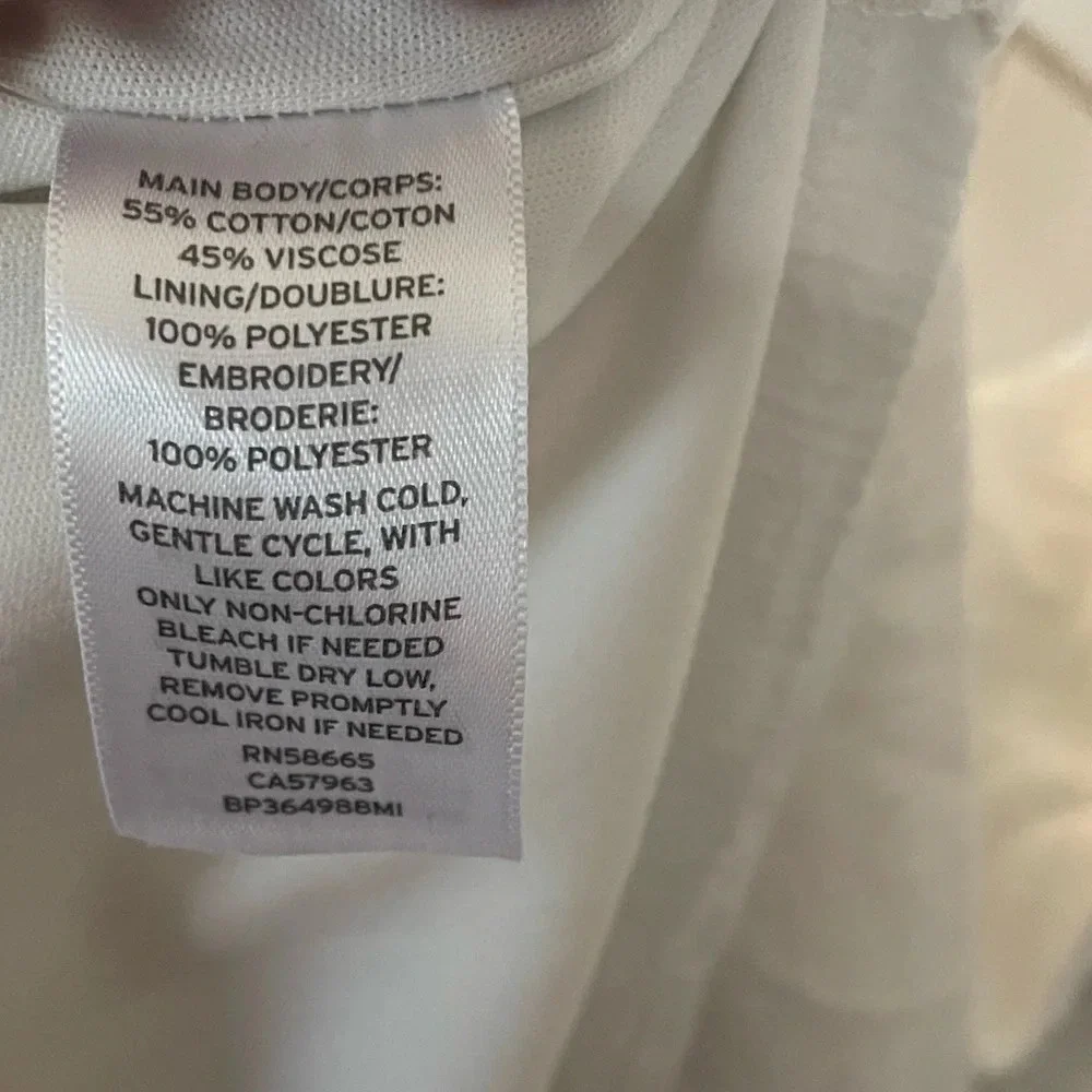 Sun & Shadow white embroidered dress size XS - Picture 4 of 4